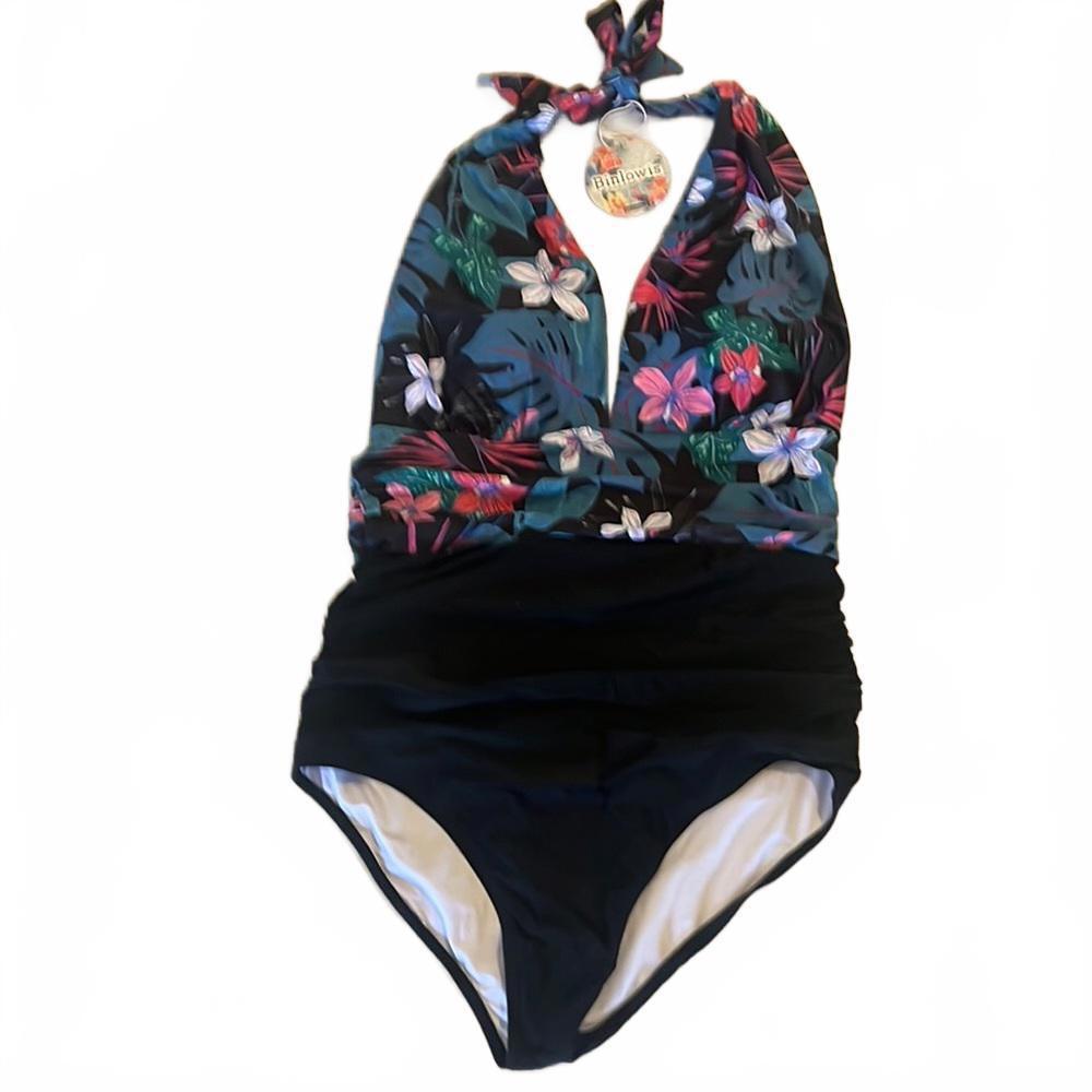 Stylish Floral One-Piece Swimsuit‎ - Medium - Picture 3 of 9